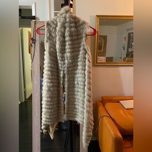 Fur vest